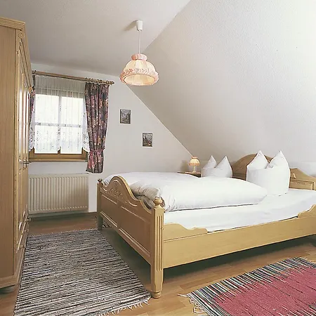 Fogadó Gastehaus Weber 4*