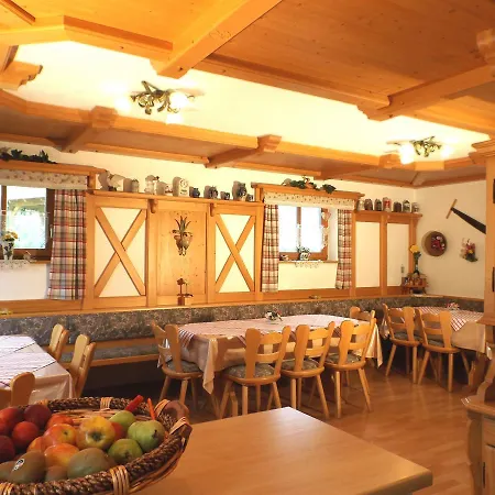 Fogadó Gastehaus Weber Neualbenreuth